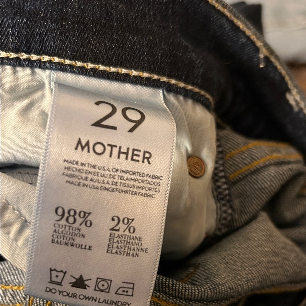 MOTHER The Runway mid rise flare Jeans size 29 // wash Flowers From the Storm - Picture 5 of 5